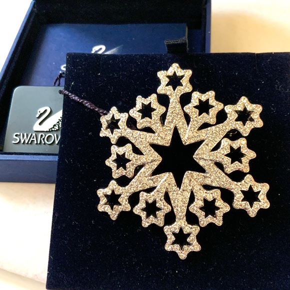 ❄️COLLECTIBLE Swarovski Snowflake Brooch 2000 Retired - Picture 4 of 10